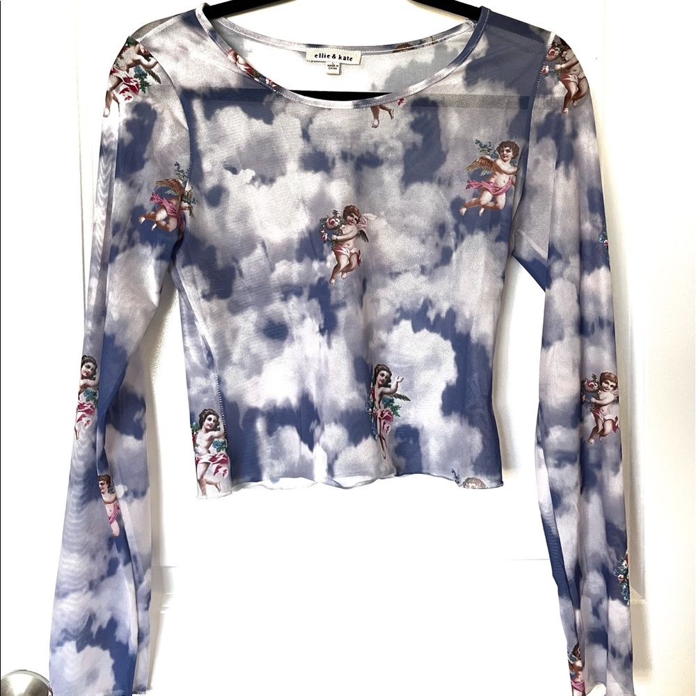 Angel cloud mesh woman's large long sleeve
